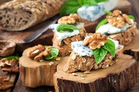 Gorgonzola | Traditioneller italienischer Käse | Familiengröße | 1,3 kg 6 Gorgonzola Traditioneller italienischer Kaese Familiengroesse 13 kg 0 0